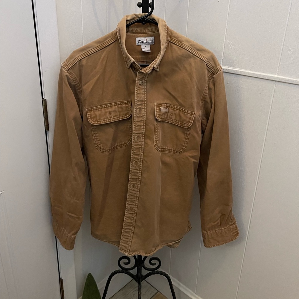 Men’s Carhartt Medium shirt